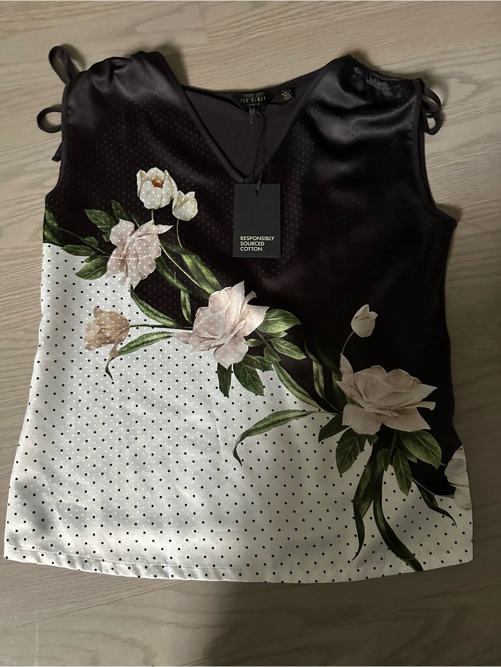Ted Baker London Floral Satin Sleeveless Top – Size 2 – NWT